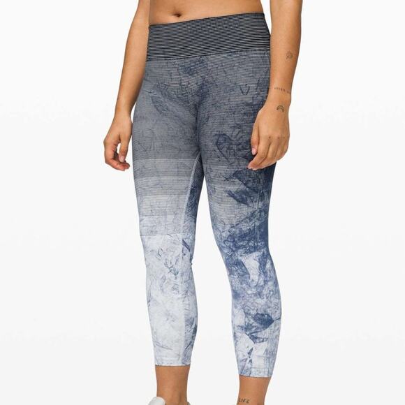 Lululemon Ebb to Train Tight Legging - Picture 3 of 9